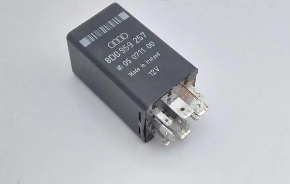 Audi A4 S4 B5 8D Other relay 8D0959257