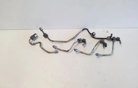Renault Trafic III (X82) Fuel injector supply line/pipe 