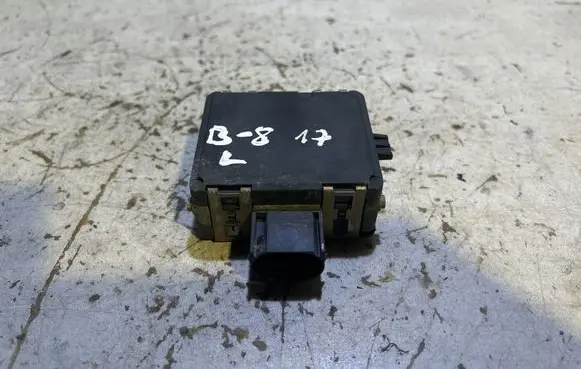 Volkswagen PASSAT B8 Blind spot module 3Q0907590C 0203300684