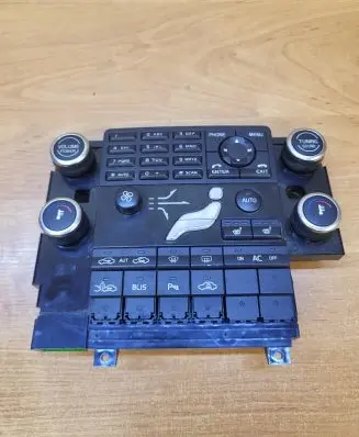 Volvo V70 Climate control unit 30774366