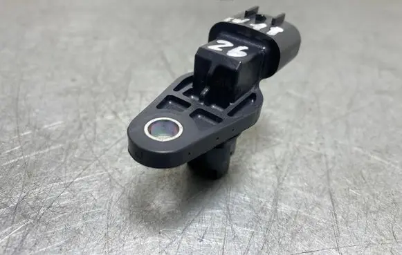 Subaru XV II Camshaft speed sensor 