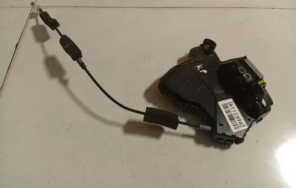 Honda Civic IX Front door lock 180313S