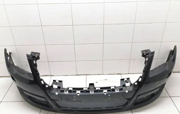 Volkswagen PASSAT B6 Front bumper 3C0807221A 3c0805903