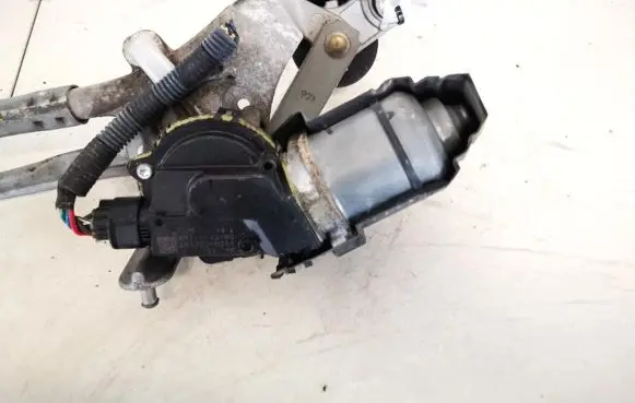 Toyota RAV 4 (XA30) Wiper motor 8511042150 85110-42150