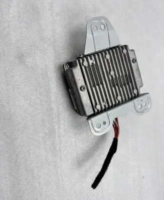 Mercedes-Benz GL X166 Voltage converter inverter A1669820020