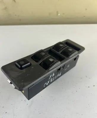 Mitsubishi Pajero Electric window control switch MR751842 P45401 2217RA1