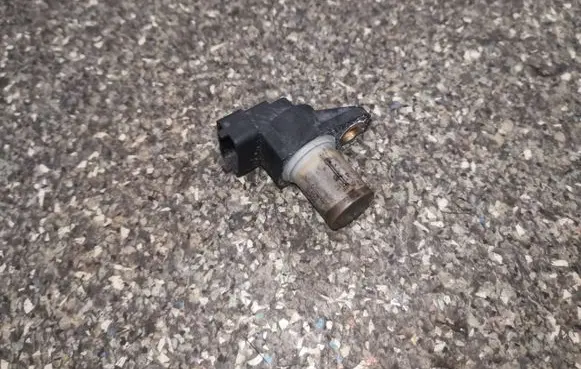 Mercedes-Benz A W169 Camshaft speed sensor A0031539728