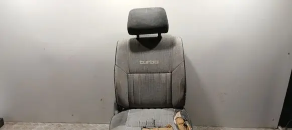 Toyota Land Cruiser (BJ70) Front passenger seat