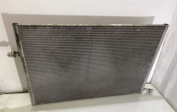 Mercedes-Benz E W213 Coolant radiator A0995002003