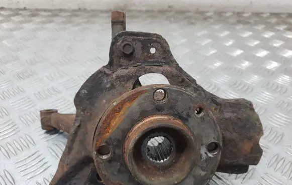 Fiat Punto (188) Front wheel hub