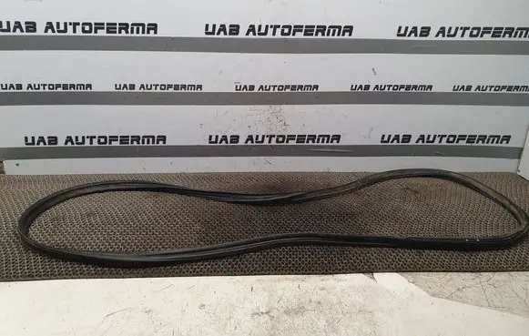 Mazda 3 II Trunk rubber seal (body) 