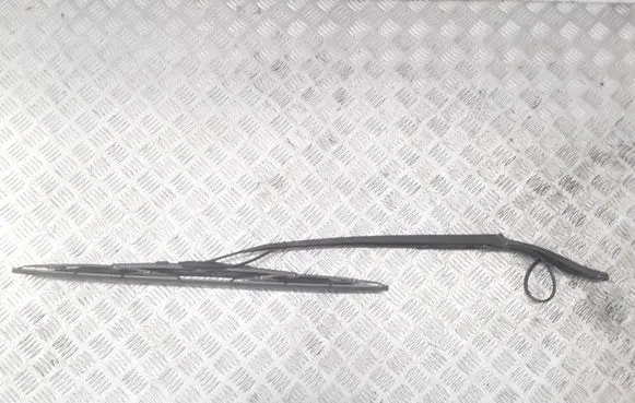 Windshield/front glass wiper blade