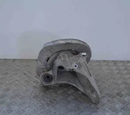 BMW X5 F15 Rear wheel hub 6770984