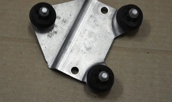 Audi A8 S8 D4 4H ABS pump bracket 4H0614235