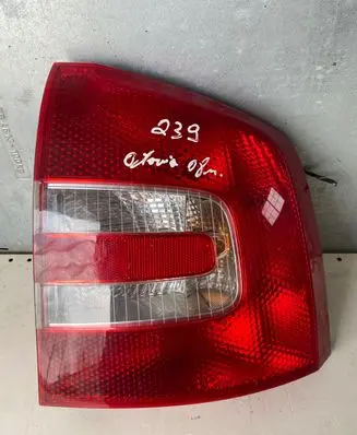 Skoda Octavia Mk2 (1Z) Rear/tail lights 1Z9945