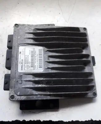 Renault Megane II Engine control unit/module R0410B024C