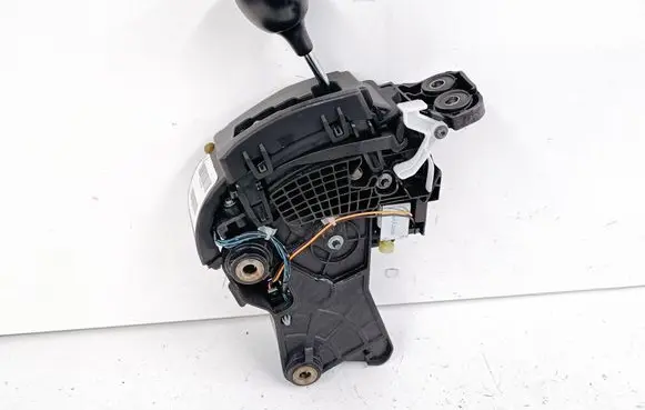 Dodge Grand Caravan Gear shifter/selector P1UC34DX9AF AA1008M300