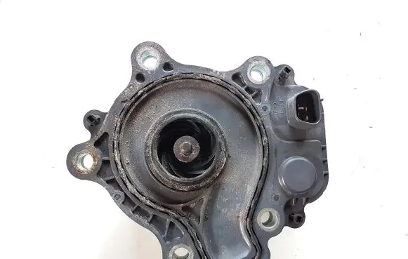 Toyota Prius+ (ZVW40) Water pump 2031K263299
