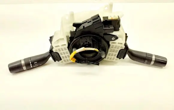 Mazda 3 II Indicator stalk 17G437 17D682