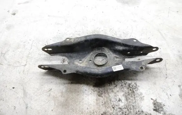 Mercedes-Benz C W205 Rear upper control arm/wishbone A2053521900
