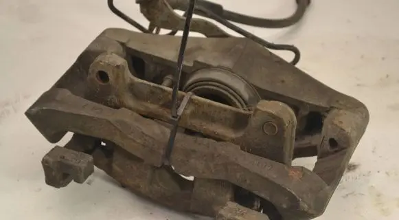Audi A8 S8 D3 4E Front brake caliper 6013