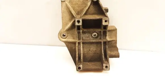 Volkswagen PASSAT B5 A/C compressor mount bracket 028260885A