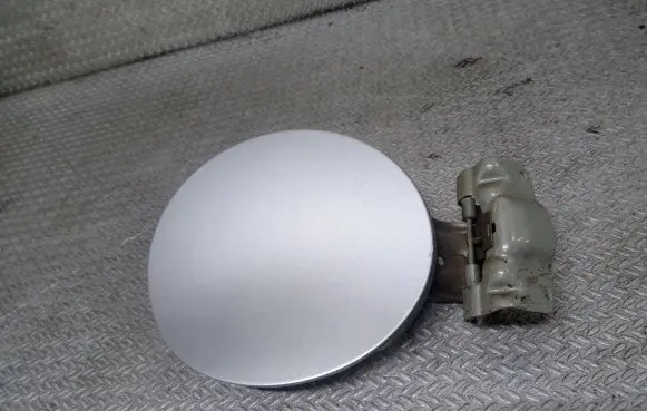 Nissan Note (E11) Fuel tank cap