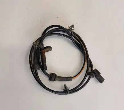 Nissan Leaf II (ZE1) ABS brake wheel speed sensor