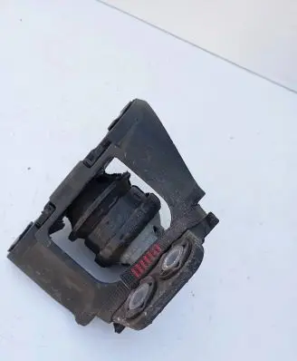 Volvo XC90 Engine mount bracket 31330588