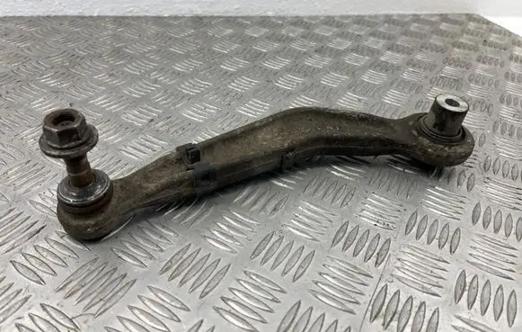 Rear control arm