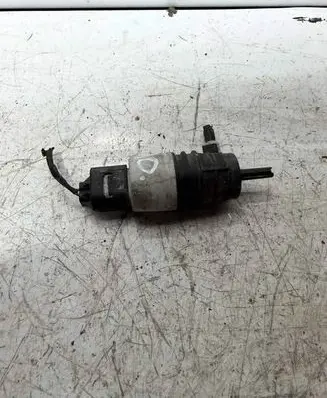 BMW 1 F20 F21 Windscreen/windshield washer pump 7298309 20130106
