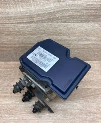 Volkswagen PASSAT B7 ABS Pump 3AA614109AF 17618969A