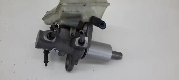 Audi A4 S4 B6 8E 8H Master brake cylinder