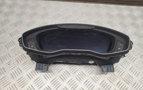Audi Q5 SQ5 Speedometer (instrument cluster) 8W5920890E