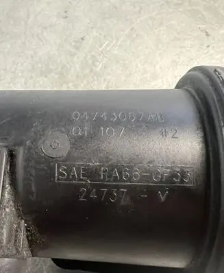 Chrysler Voyager Power steering fluid tank/reservoir 04743067AB