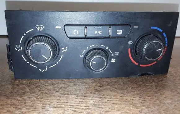 Peugeot 207 Climate control unit 69910014