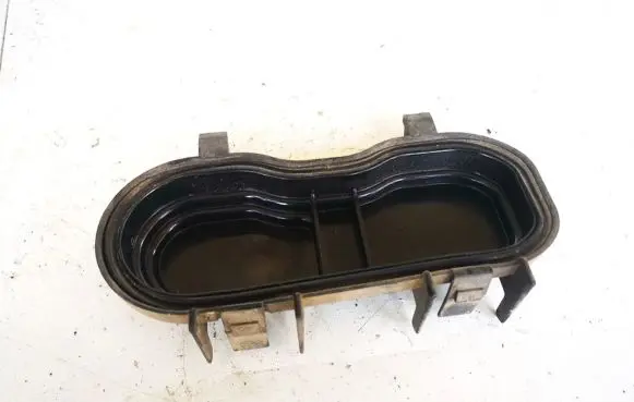 Renault Laguna I Headlight/headlamp dust cover 141671