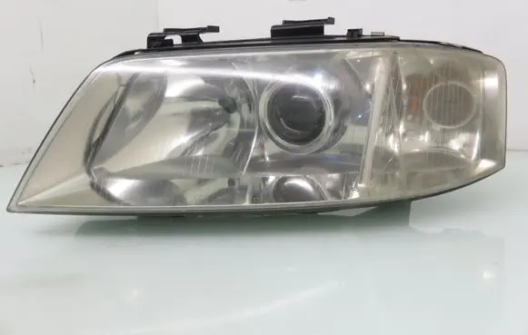 Audi A6 S6 C5 4B Headlight/headlamp 14847300