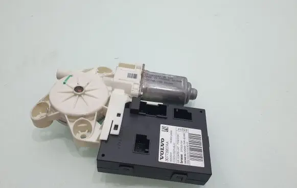 Volvo S40 Front door window regulator motor 30773907AA