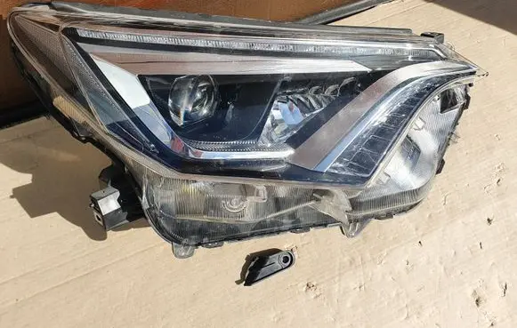 Toyota RAV 4 (XA40) Headlight/headlamp LED280V294W LED28OV294W