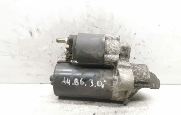 Audi A4 S4 B6 8E 8H Starter motor 078911023D 0001108174
