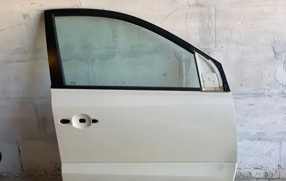 Renault Koleos I Front door
