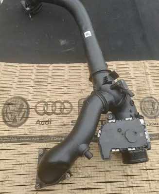 Audi A4 S4 B9 Turbo air intake inlet pipe/hose 06m145674ea 06e906051ag