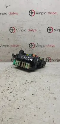Peugeot 307 Fuse module 9650663880