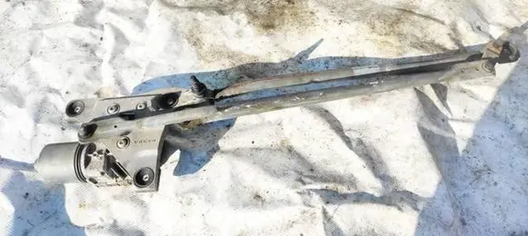 Volvo S40 Front wiper linkage and motor