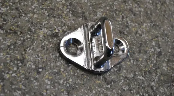 BMW 3 E46 Rear door lock loop/hook striker 8196035