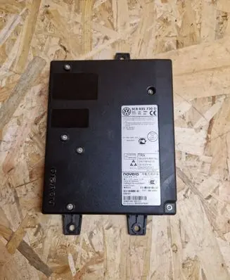 Skoda Superb B6 (3T) Bluetooth control unit module 3C8035730D 7847AHT5