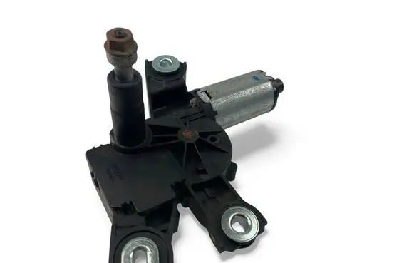 Volkswagen PASSAT B7 Rear window wiper motor 3C9955711A