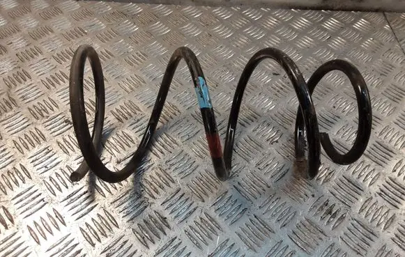 Opel Omega B2 Front coil spring