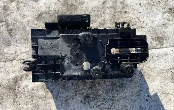 Opel Insignia A Battery box tray ASM22818746